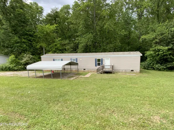 271 Skyline Dr, Harriman, TN 37748