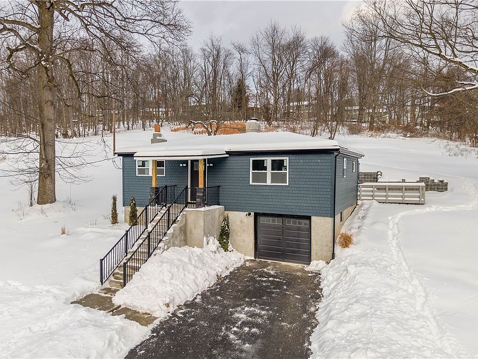 1st image of 933 Boyce Rd