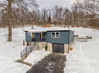 933 Boyce Rd, Bridgeville, PA 15017