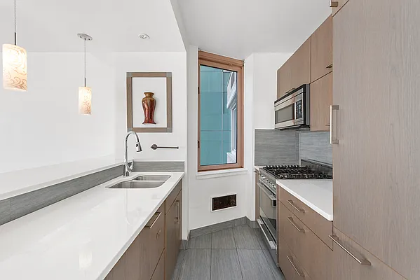 Rented by Douglas Elliman | media 48