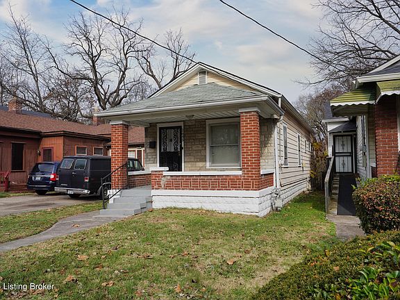 4th image of 2645 Grand Ave