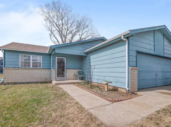 307 N Sioux St, Kechi, KS 67067