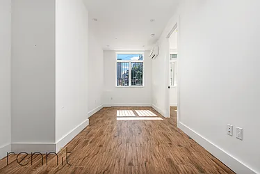 Rented by Rennit Inc.