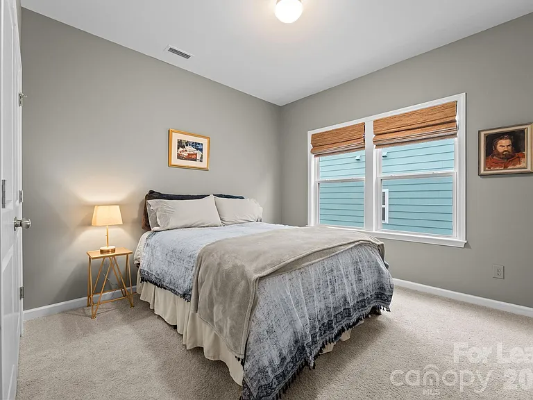 157 Montgomery Pl — Photo 15