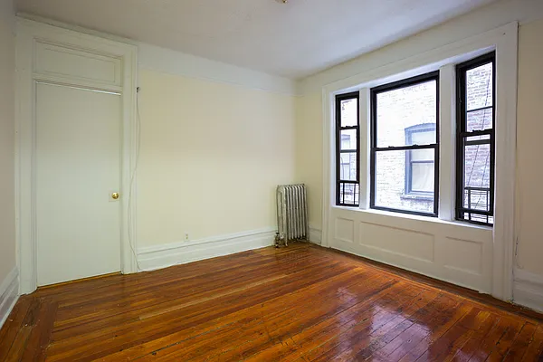 Rented by MNS | media 3