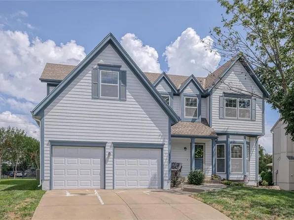 8212 W 127th Ter, Overland Park, KS 66213