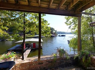 86 Swallow Point, Sunrise Beach, MO 65079