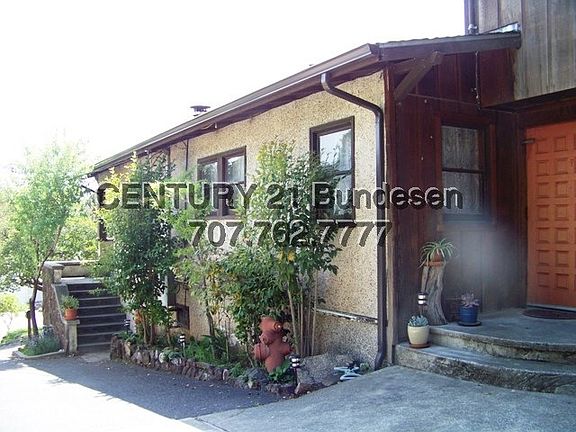 3rd image of 127 Olive St