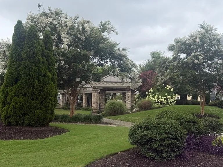 1609 Apsley Ct — Photo 34