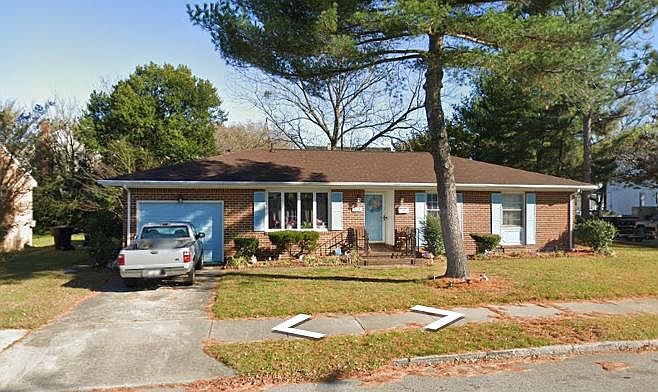 1st image of 133 Elm Ave