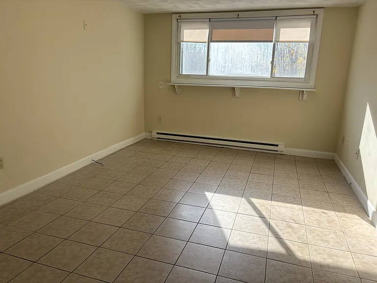 35 Fairmount Place Apartments — Photo 6
