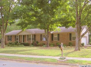 8006 Hickory Hill Ln SE, Huntsville, AL 35802