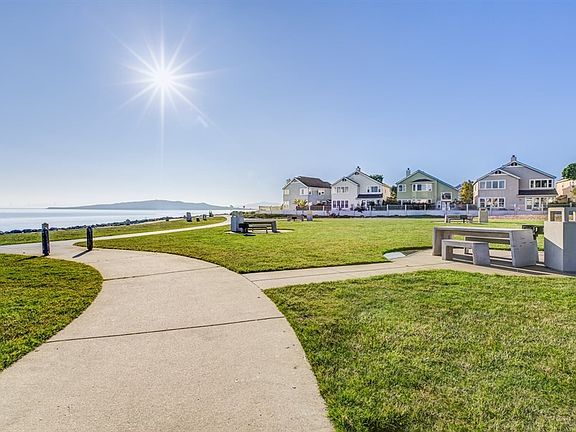 4th image of 171 Marina Lakes Dr