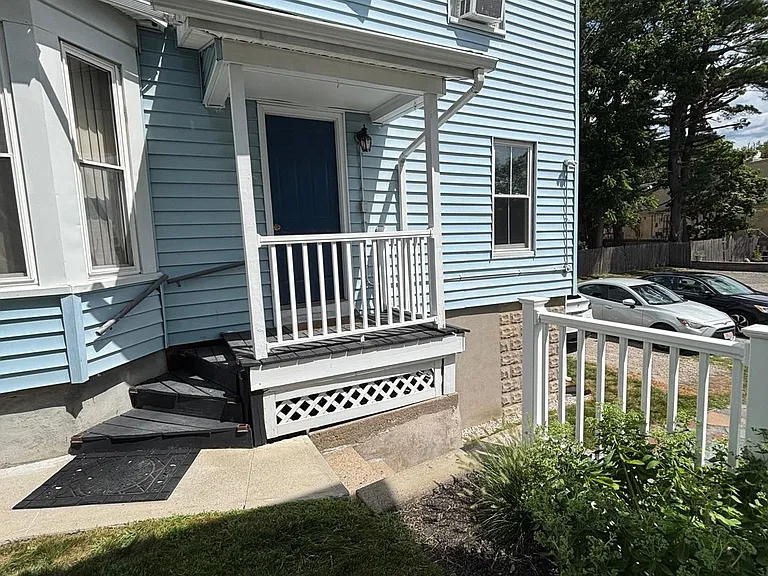 123 East St #1 — Photo 3