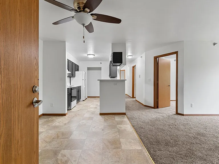 City View Apartments — Photo 13