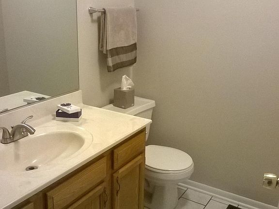 1/2 bath downstairs