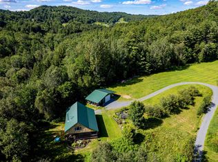 139 Dwinell Ln, East Corinth, VT 05040