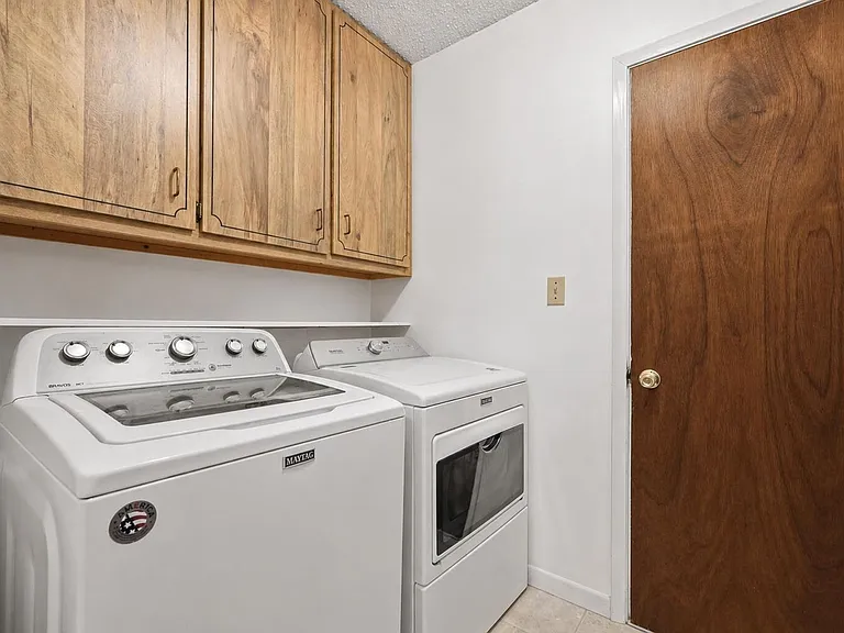 3 Krivik Ct — Photo 26
