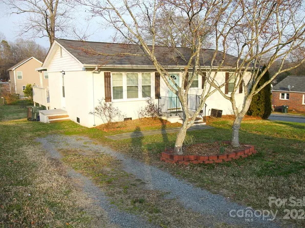 802 Oliver St, Gastonia, NC 28052