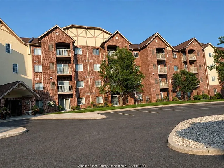 3160 Wildwood Dr #320 — Photo 2
