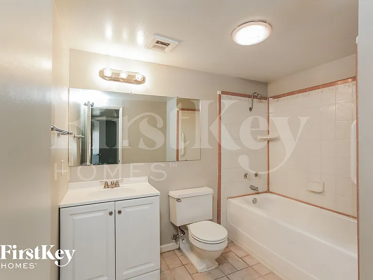 13249 N 14th Dr — Photo 14