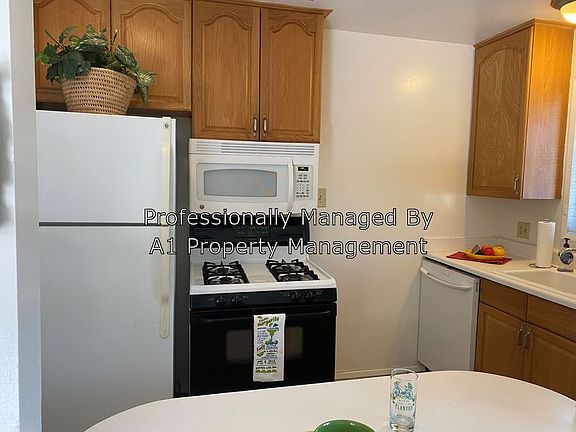 5th image of 616 17th St