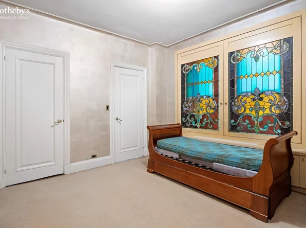 1040 Fifth Avenue image 15 of 15