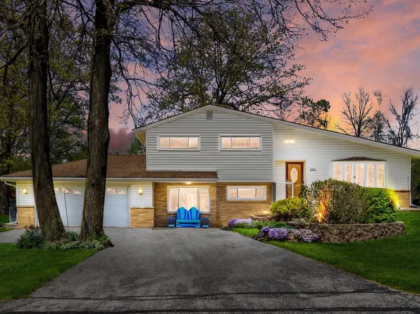 17846 West Rogers STREET, New Berlin, WI 53146