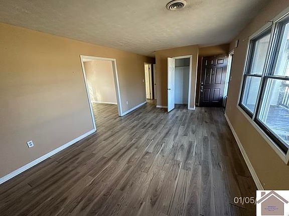 2nd image of 104 Green Acres Ln