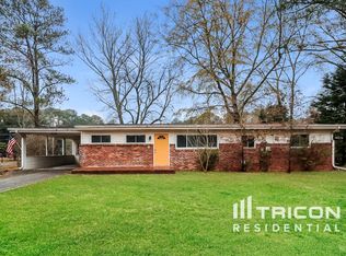 5102 Lakewood Dr, Acworth, GA 30101