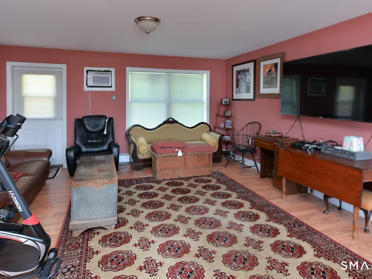 122 Purchase Brook Rd — Photo 2