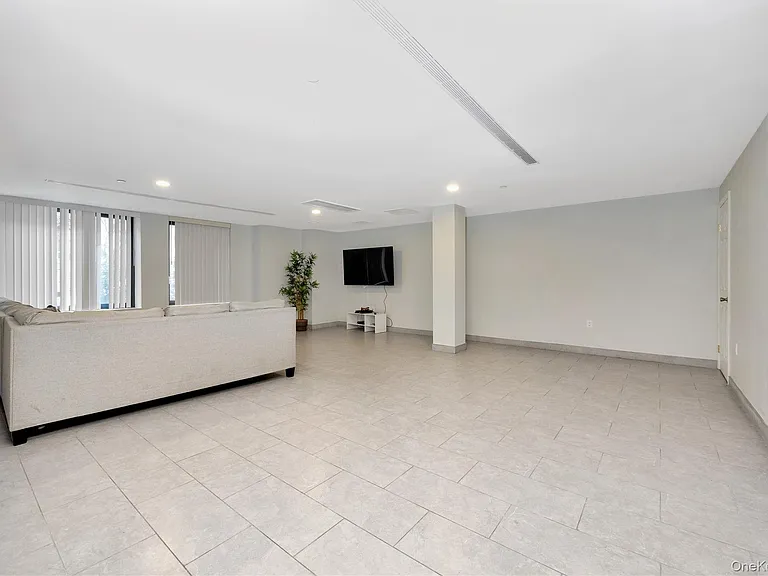 14836 89th Ave #4B — Photo 21