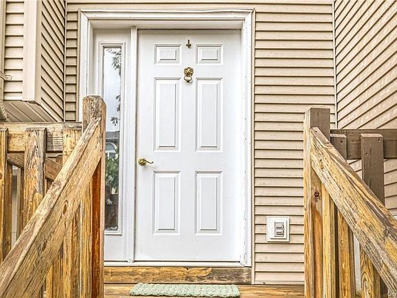 2nd image of 36 Leif Blvd