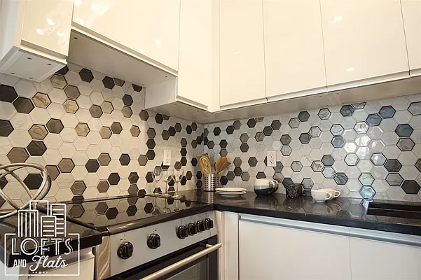 Rented by Lofts and Flats LLC | media 40