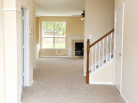 2nd image of 711 Cattail Cir