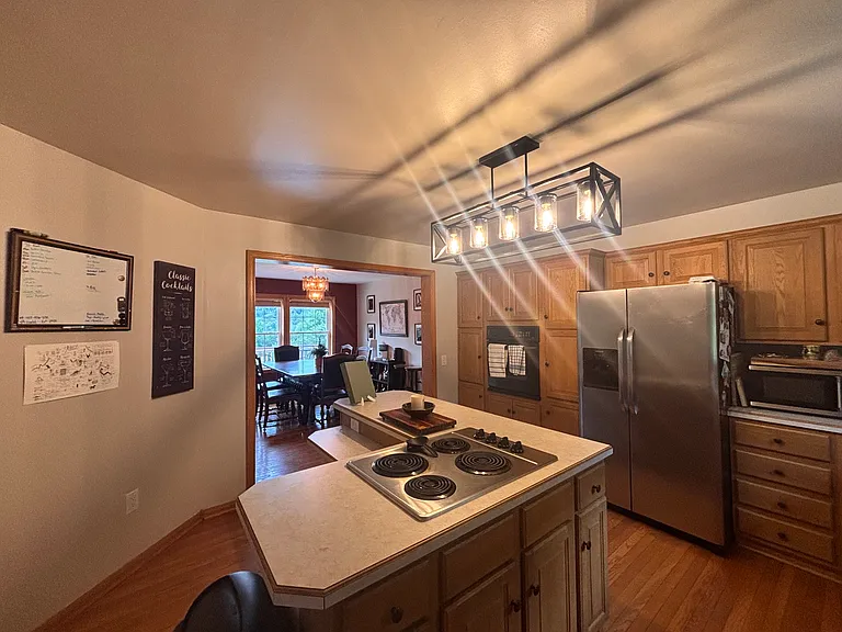 Kitchen & Dining Room