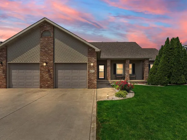 607 E Valparaiso St, Westville, IN 46391