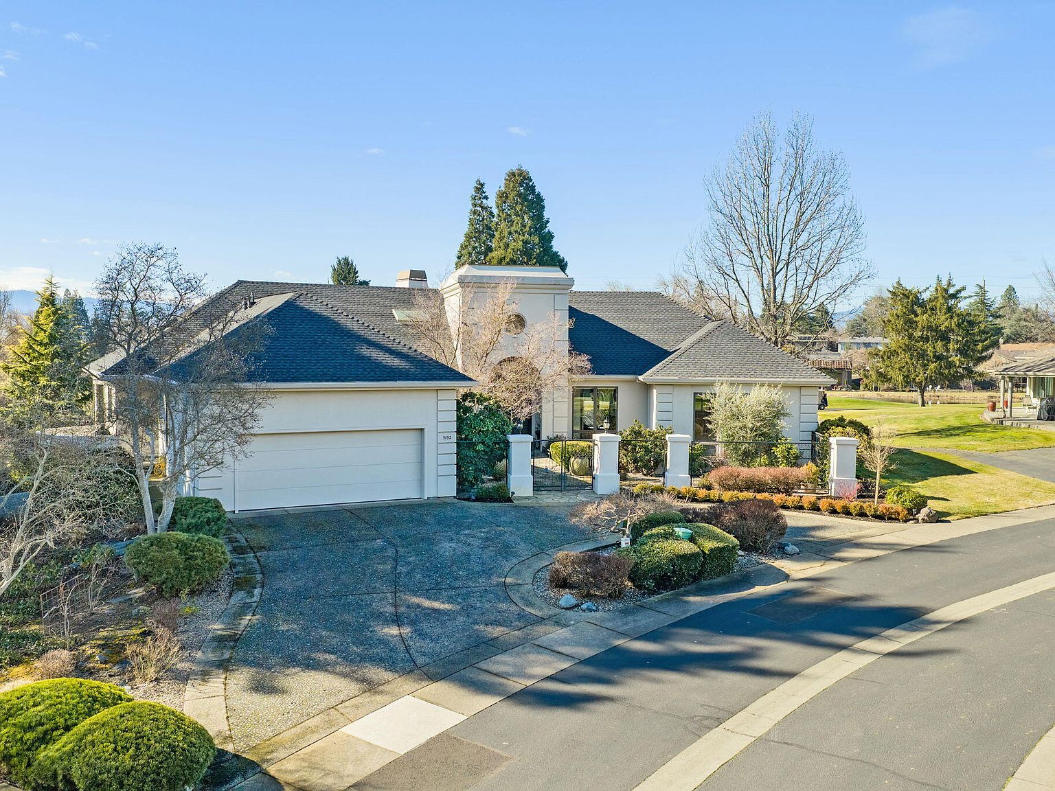 3192 Arnold Palmer Way