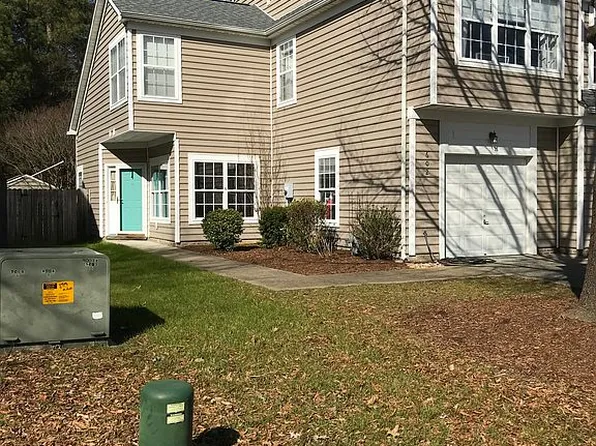 602 Holmes Blvd, Yorktown, VA 23692