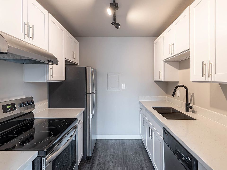 1st image of 9556 Sand Point Way NE #20968040
