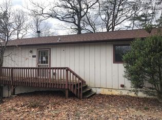 175 Up The Creek Trl, Hayesville, NC 28904