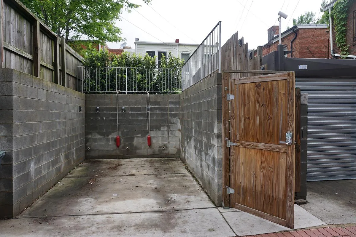 2 bed, 1.5 bath, 1168 sqft, $3,600 — Photo 4