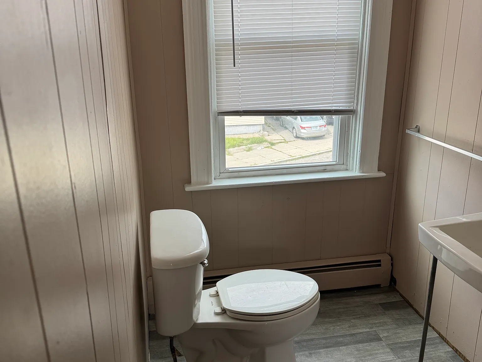 1 bed, $1,300 — Photo 2