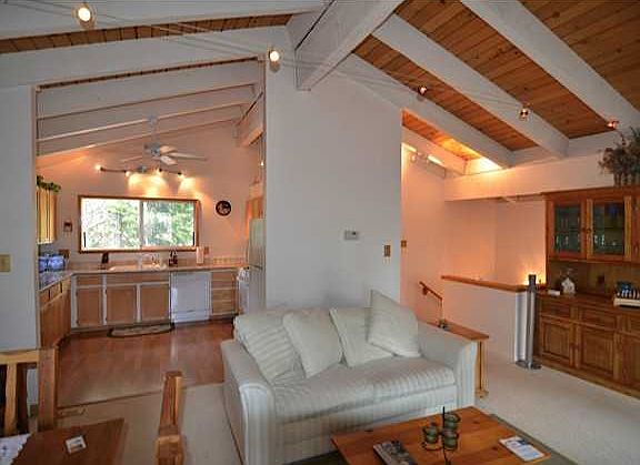 4th image of 1334 Zurich Ln #1334