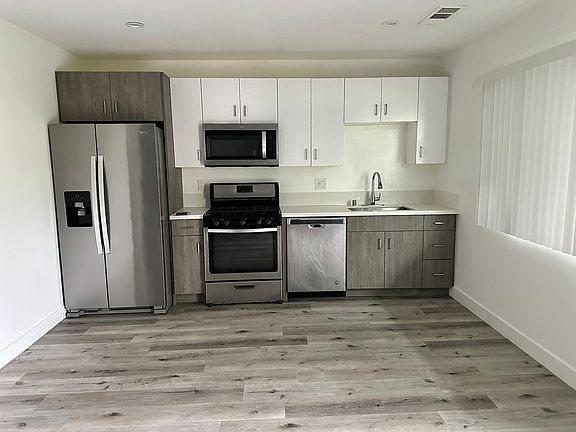 2nd image of 750 N Inglewood Ave APT 9