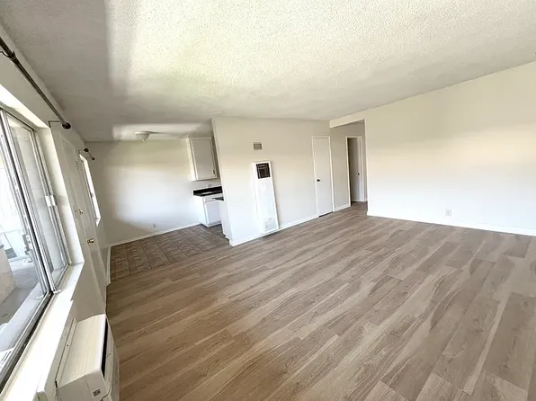 889 N Laurel Ave #9, Upland, CA 91786