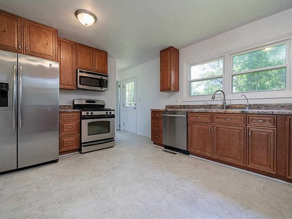 4th image of 2607 Craig Hill Dr