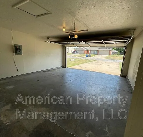 13129 E 44th St — Photo 28
