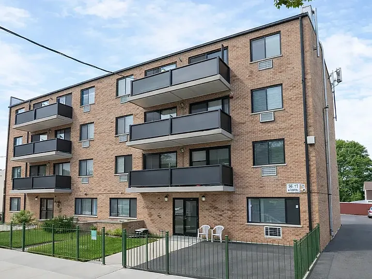 56-07 Clover Pl #4R — Photo 7