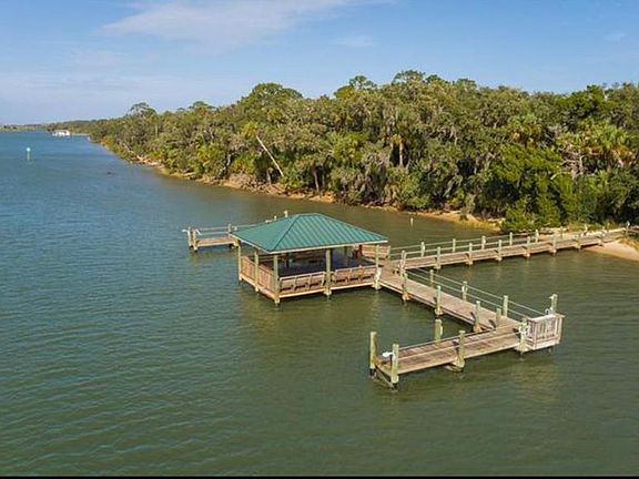 Amazing kayak launch on the intercoastal